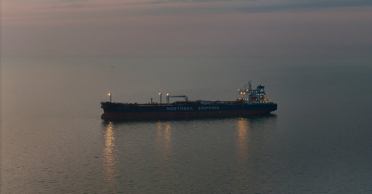 Hormuz Ship Seizures Defy Trump’s Truce as US Cuts Iraq’s Dollar Supply