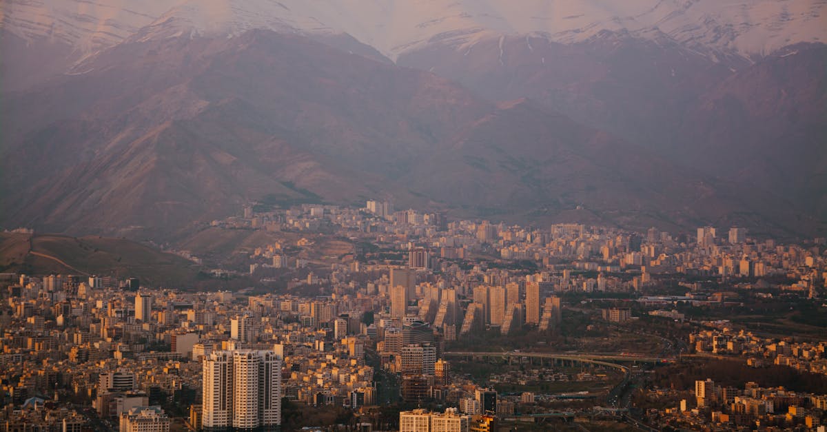 Diplomacy in the Shadow of War: Kushner and Araghchi Converge on Islamabad for High-Stakes Talks