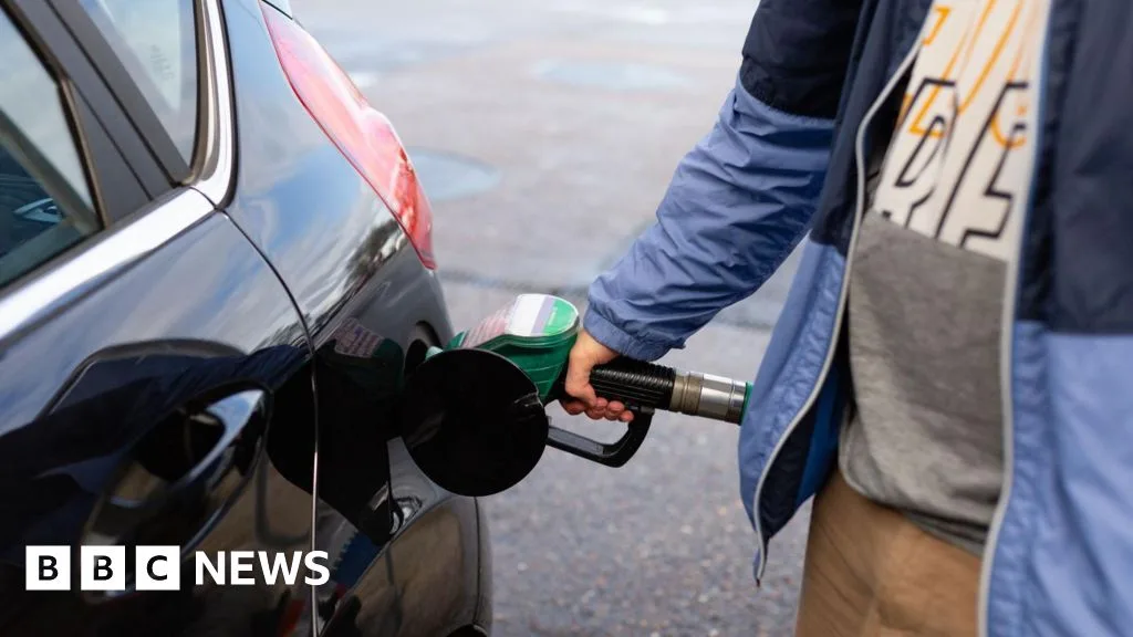 Oil Price Surge: Iran Blockade Raises Global Economic Alarm