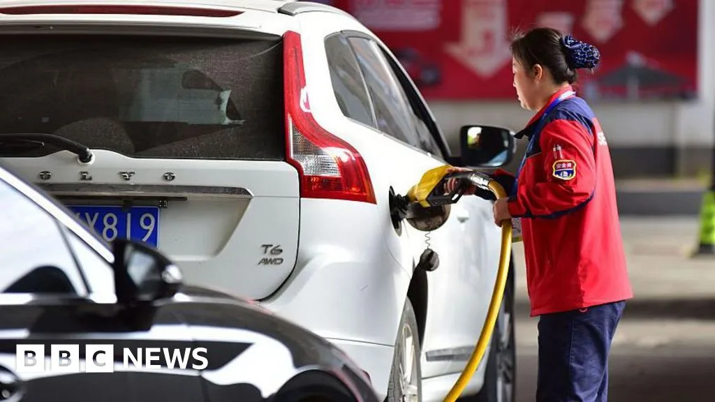 Oil Hits 2022 Highs as Trump Briefed on Iran Strike Options; Tensions Flare in Persian Gulf