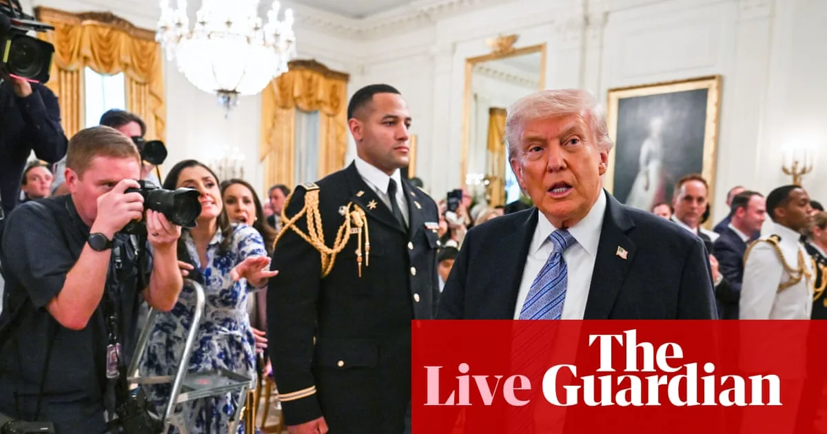 Trump Pauses 'Project Freedom' as Hormuz Crisis Peaks; Bitcoin Shudders at Saylor’s Dividend Dilemma