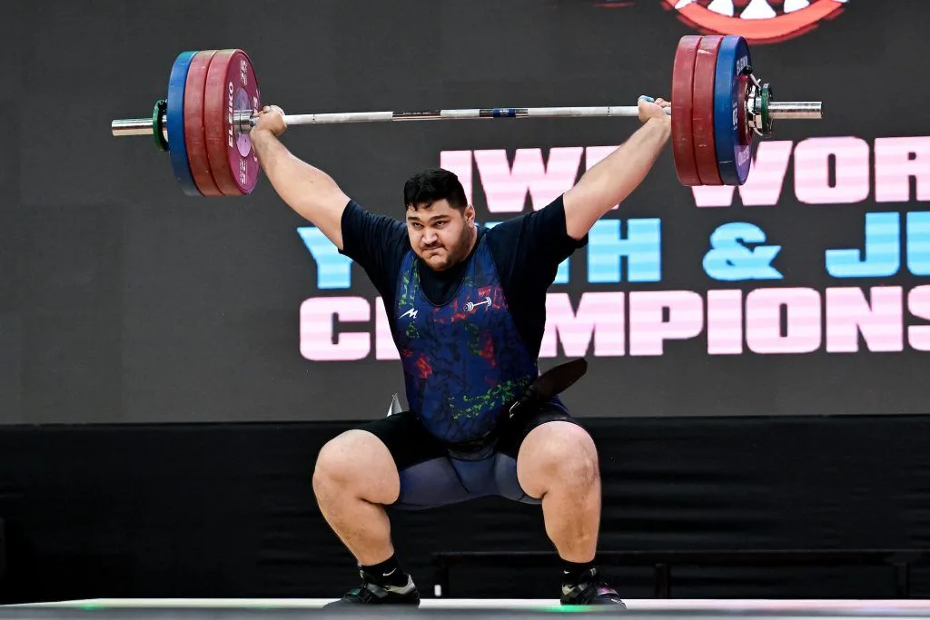 Tehran Responds to US Peace Proposal as World Champion Dedicates Gold to Minab Students