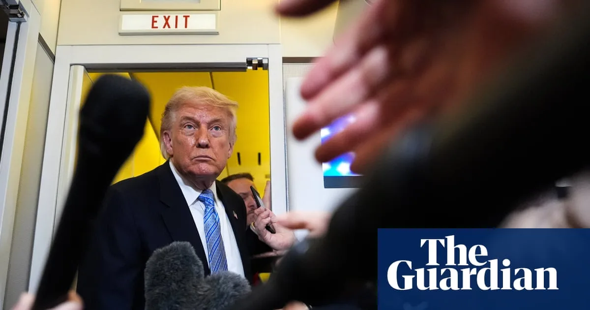Trump’s Economic Approval Plummets Amid Iran Conflict; Oil Markets Brace for Hormuz ‘Red Zone’