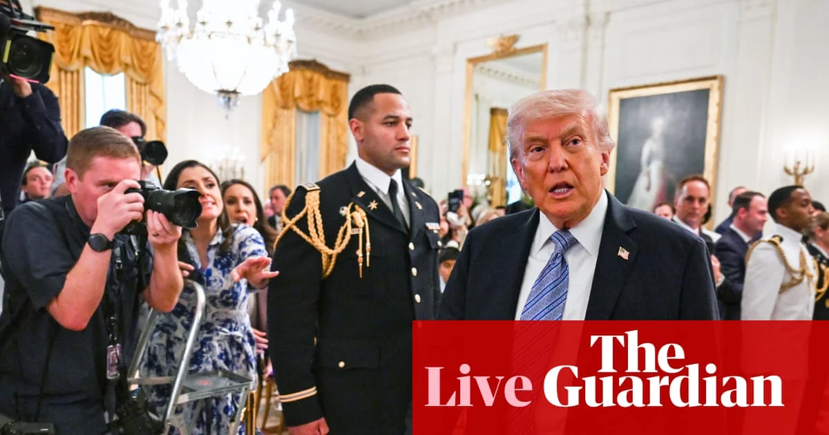 Trump Pauses 'Project Freedom' as Hormuz Crisis Peaks; Bitcoin Shudders at Saylor’s Dividend Dilemma