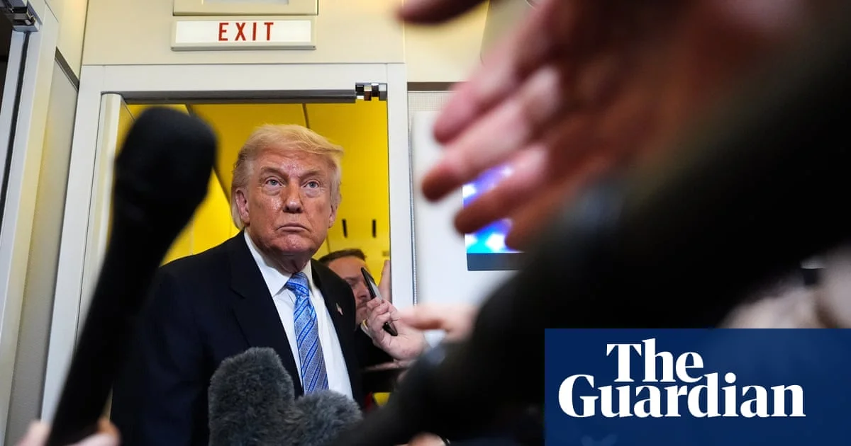 Trump’s Economic Approval Plummets Amid Iran Conflict; Oil Markets Brace for Hormuz ‘Red Zone’