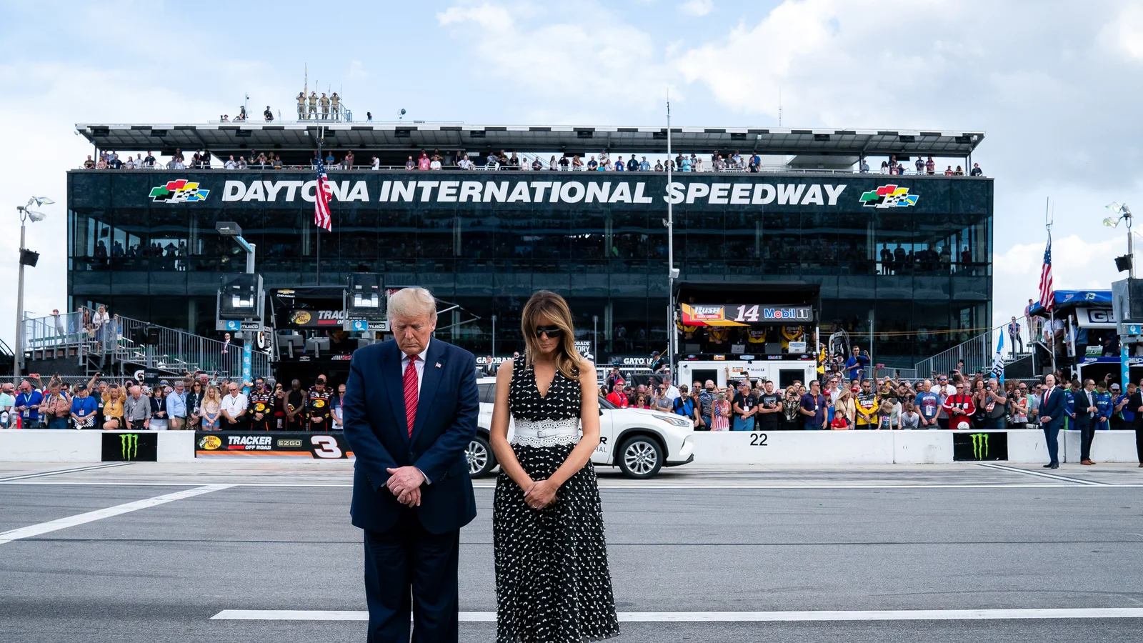 Netanyahu’s 'Trump Bow' Cools Tehran Markets as US World Cup Strike Threats Loom
