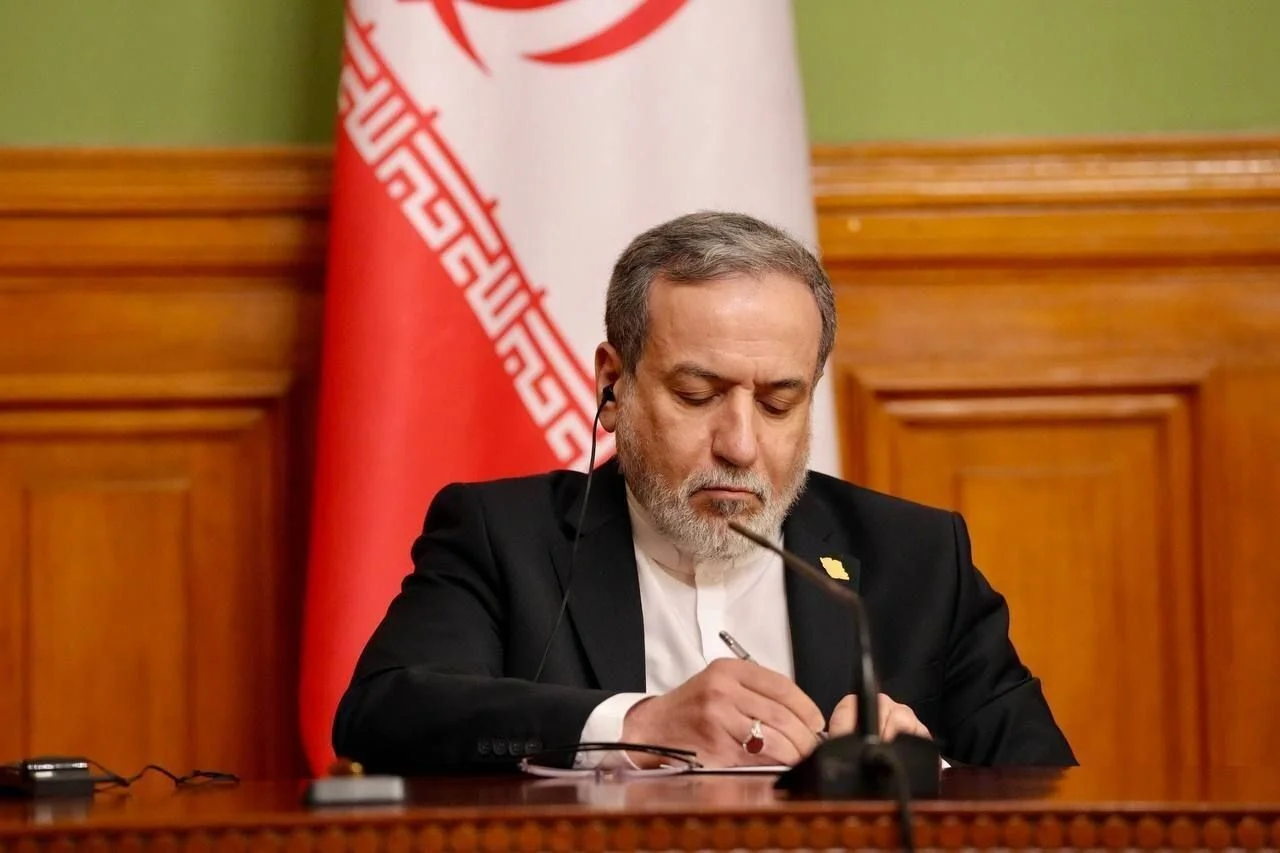 Iran Warns IAEA as Bahrain Blast Rocks Manama; Belfast Riots Simmer