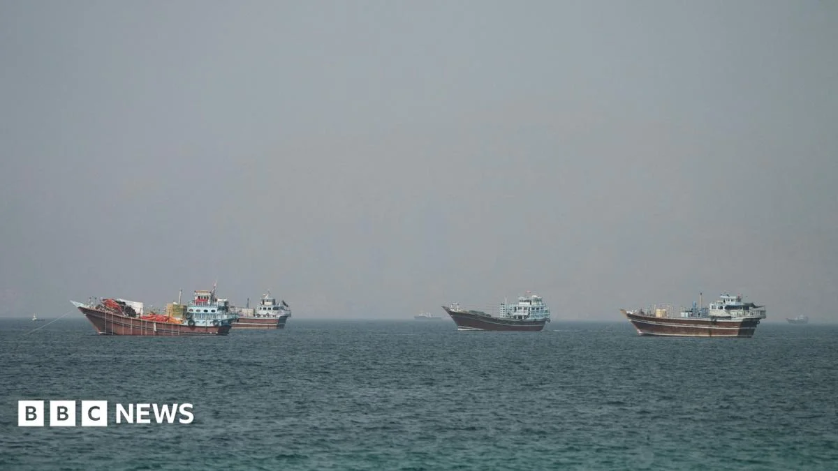 Hormuz Crisis Deepens as UN Pauses Evacuation; Gold Surges 2.2% in Tehran Amid Sanctions Pressure