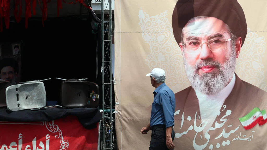 The Succession Void: Funeral Delays in Mashhad as Trump Ends Truce Amid Bushehr Strikes