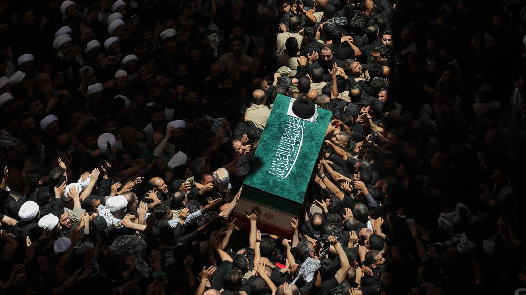 Post-Khamenei Era Begins: Toman Hits 178,300 as Iran Mourns and Markets Brace for Uncertainty