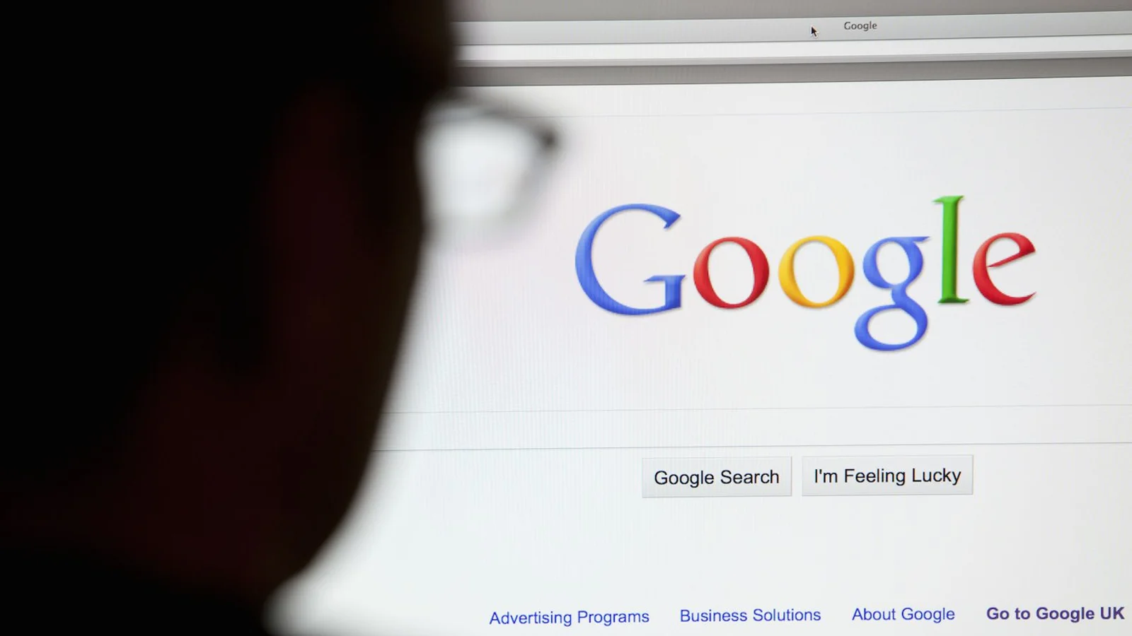 Why Alphabet’s AI Earnings Move Bitcoin: A Strategic Guide for the Iranian Investor
