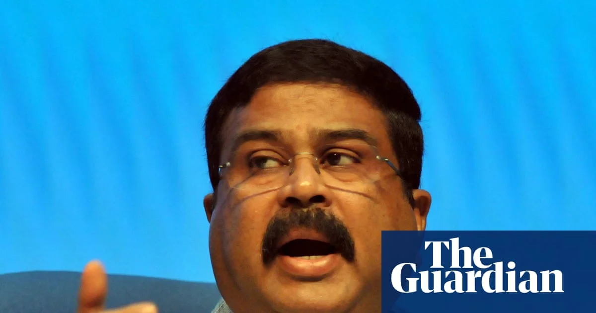 India’s Education Chief Topples Under ‘Cockroach’ Protests; Tehran Gold Markets Slide as Hoax B-52 Video Goes Viral