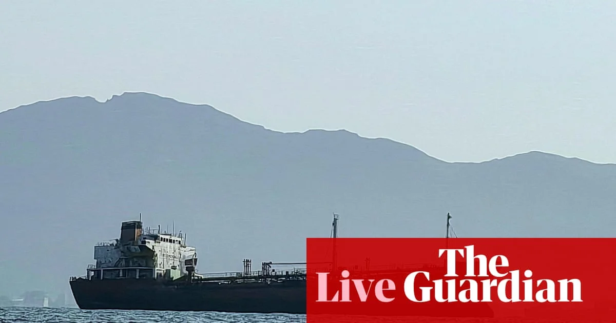Oil Slumps as US Pauses Iran Strikes; Tehran Vows Response Amid $183M Coin Surge