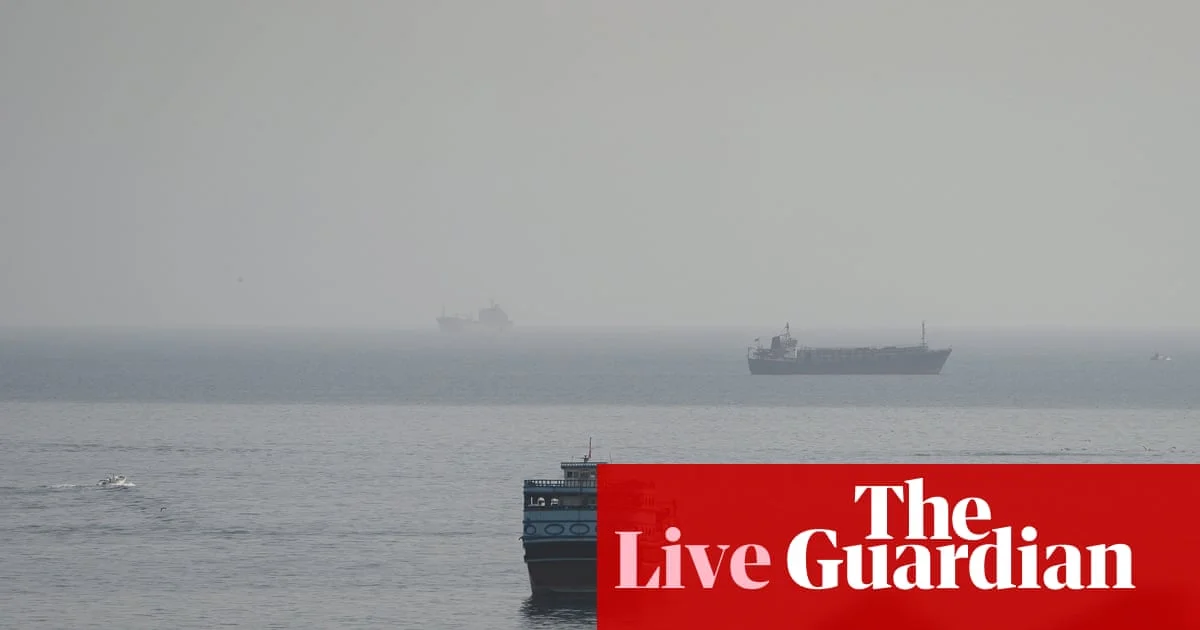 Hormuz Shipping Deal Nears Finalization as Alphabet Taps Bond Markets for AI War Chest