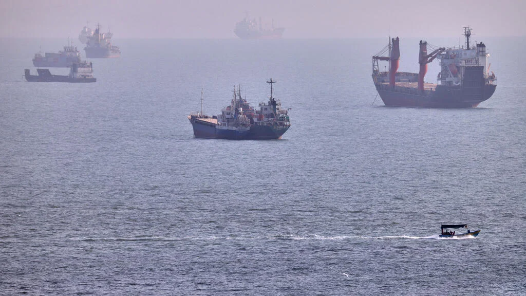 Trump Threatens Hormuz Annexation as Tehran Defies 'Pipe Dream' Missile Claims