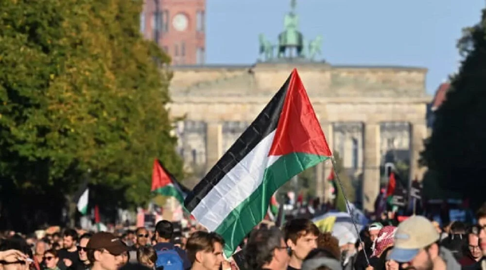 Global Protests Erupt Over Israel as UK Drones Strike Russia; Bitcoin Stalls in $63K 'Chop Zone'