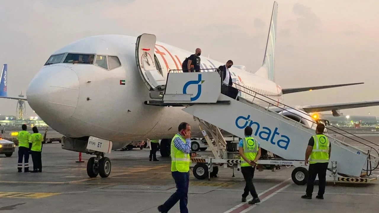 Cockpit Brawl Diverts Tel Aviv Flight to Saudi Arabia; US Completes Iraq Exit as Oil Hits $100