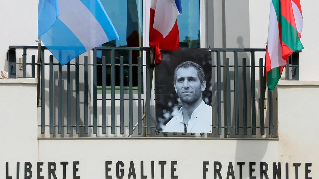 Paris Trial for Far-Right Activists Begins as Tehran’s ELECOMP Showcases Tech Resilience Amid Economic Shifts