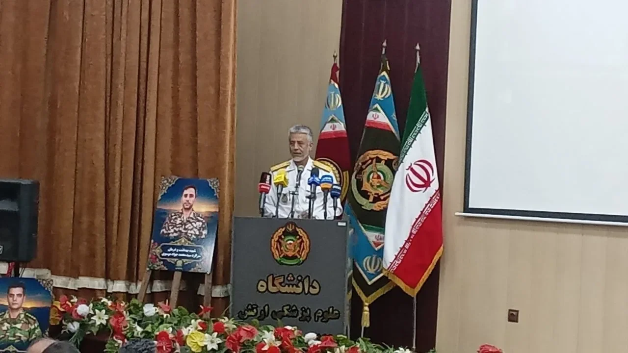 Hormuz Tensions Escalate: Iran Claims Control Amid Debris Sightings as Ukraine Renews Oil Refinery Strikes