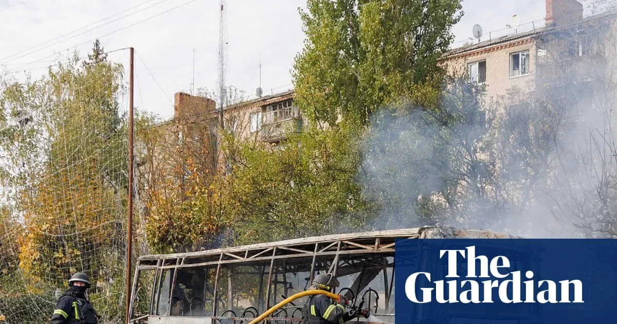 Ukraine Bus Attack Kills 30; Iran Tanker Attacks Spike Oil Prices; Fund Manager Quits AI Trade