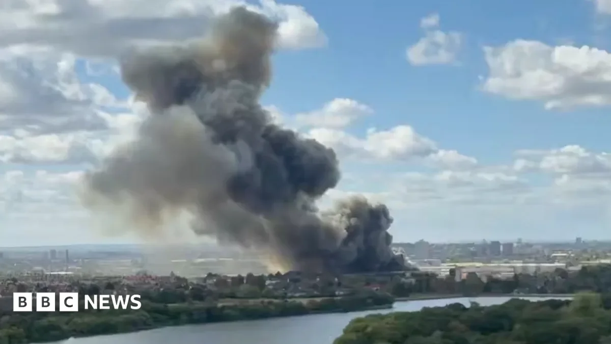 London Fire Paralyzes Transit as Nepal Flood Toll Surges and Markets Brace for Autumn Reality Check