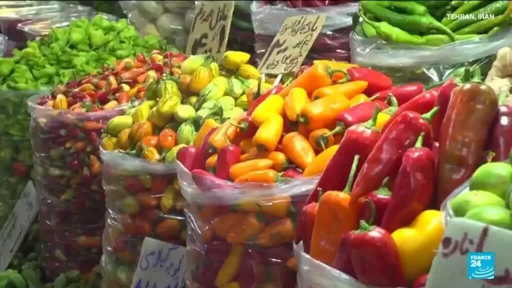 Shopkeepers on the Brink: 90% Inflation and Naval Blockades Choke Iran's Domestic Economy