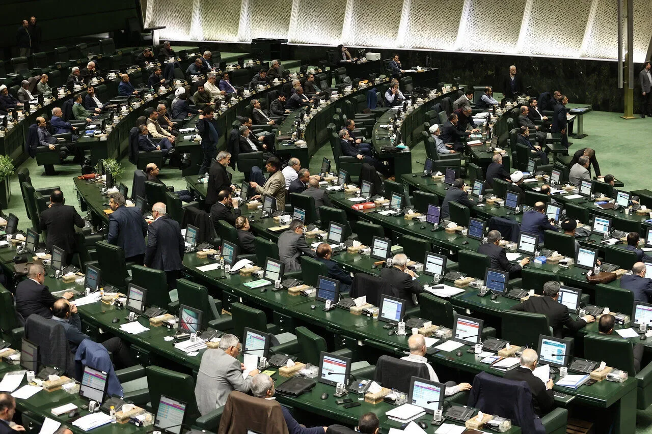 Tehran Tightens Anti-Infiltration Laws as Toman Nears 200k Amid Nuclear Sabotage Claims