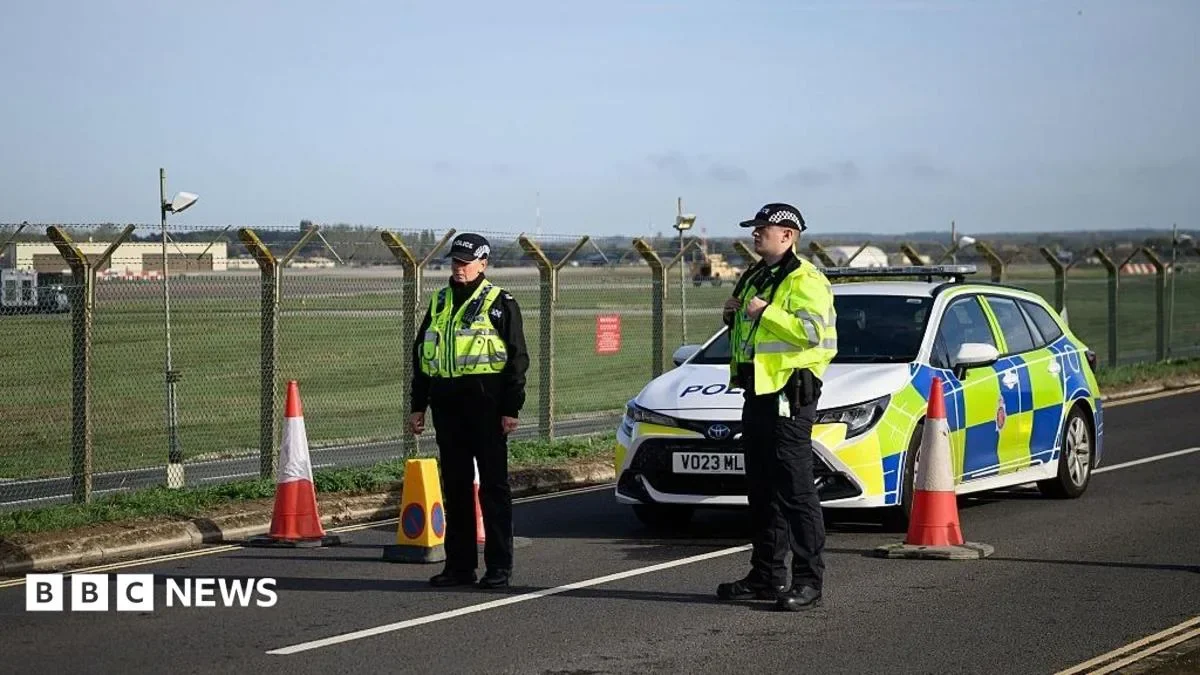 UK Counter-Terror Arrests and Saudi Oil Tensions Push USD to 263,500 as Gold Gains 1%