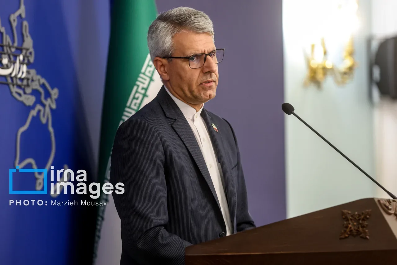 Tehran Slams US Policy as 'Parody' as Qatar Mediates Hormuz De-escalation