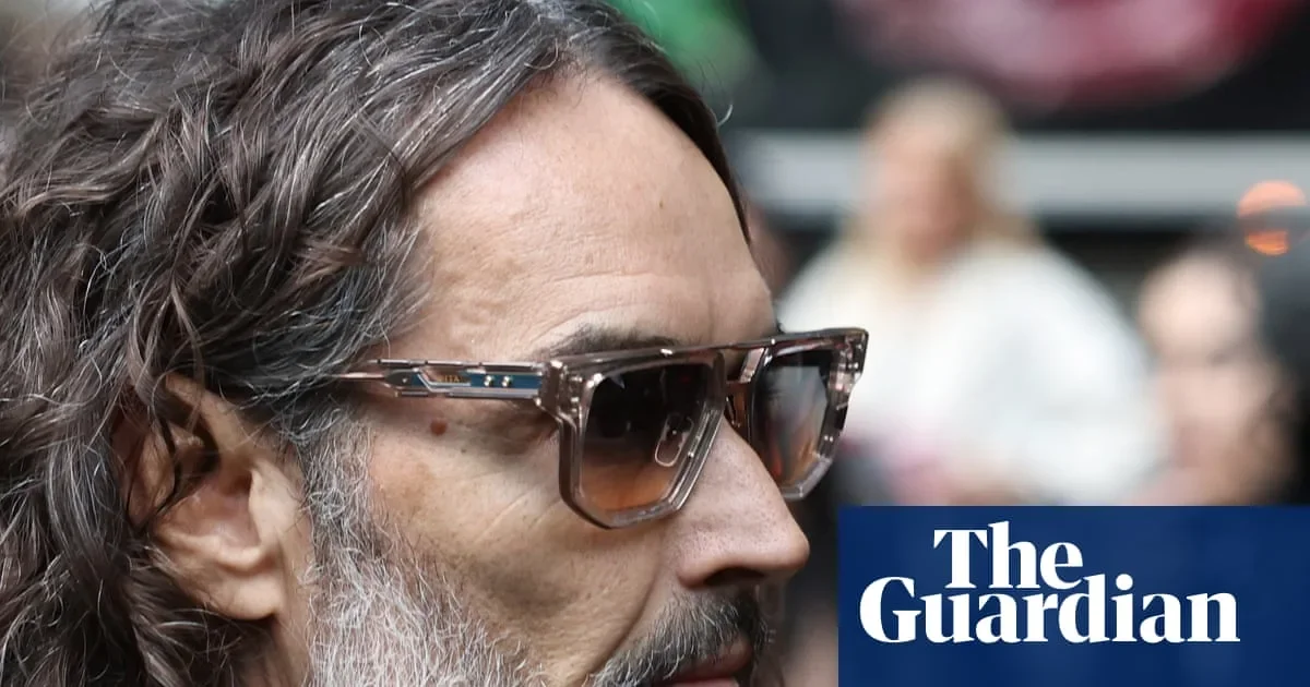 Russell Brand’s ‘Maniacal’ Trial Shakes Media as MicroStrategy Gobbles More Bitcoin Amid Tehran Gold Surge