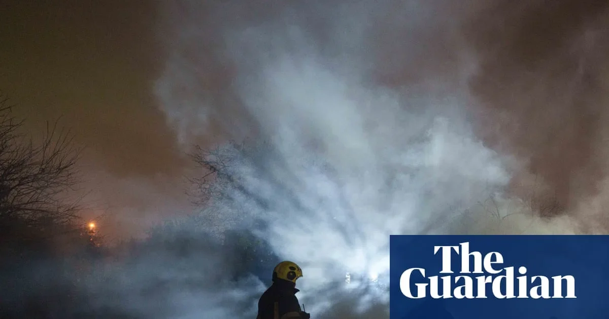 EU Pressures UK for Ukraine Aid Amid Energy Crisis; Bitcoin Slips Below $81.5k as Tech Sell-off Hits Asia