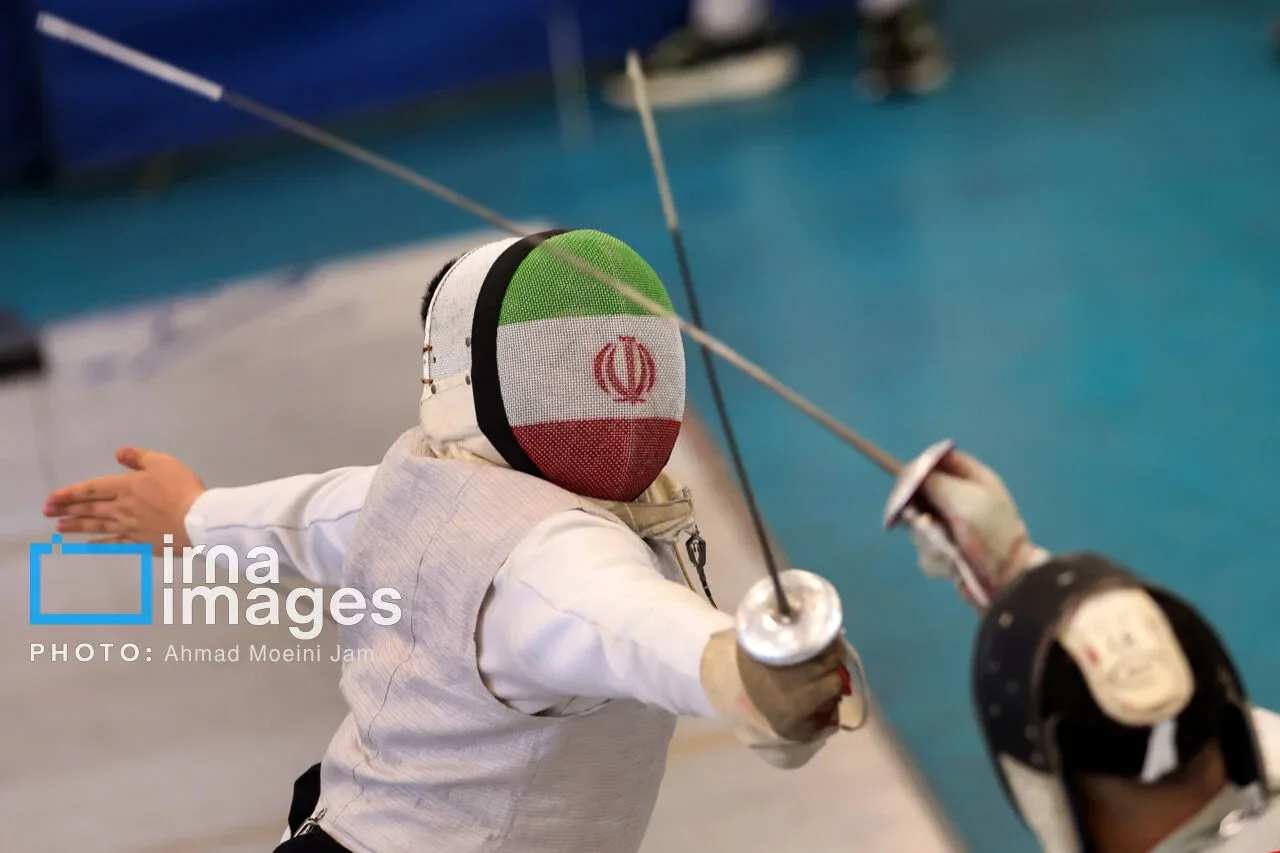 Iran Blacklists 45 Tankers as Bitcoin Teeters at $79K; Tehran Honors ‘Martyred’ Students