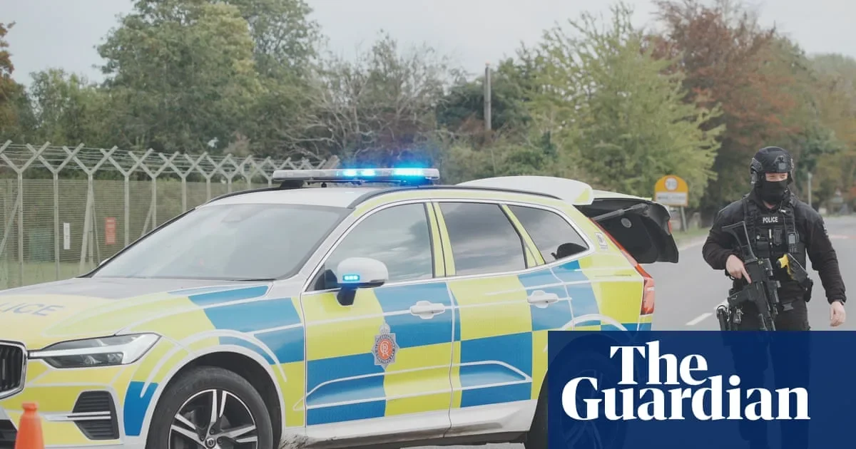 Counter-Terrorism Alert at US-Linked UK Airbase Triggers Security Shutdown; Toman Edges Up