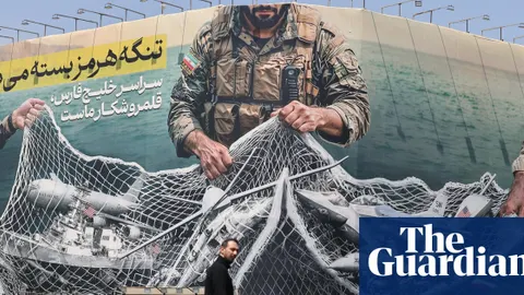 Iran’s Economic Crisis Tests Negotiation Resolve as Trump Launches Hormuz Naval Escorts