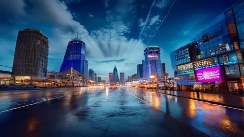 UK Economy Defies War Gloom with 0.3% Growth; Strait of Hormuz Becomes a High-Stakes Gamble
