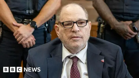 Weinstein Mistrial Stuns New York as Tech Stocks Slide on China Chip Deadlock
