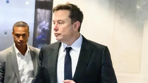 Musk’s OpenAI Defeat and Tehran’s New Hormuz Authority: A Night of Legal and Geopolitical Shifts