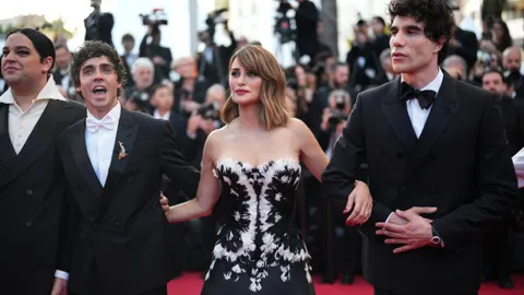 Cannes Spotlight and Diplomatic Thaw: Tehran Markets Retrace as Trump Signals Progress