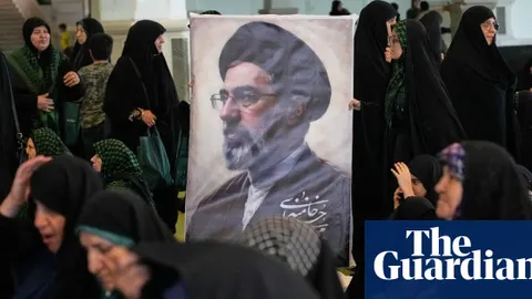 US-Iran Peace Talks Advance Amidst Republican Scrutiny, Oil Prices Dip