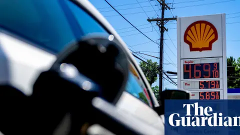 Trump Dismisses Energy Crisis as Iran War Fuels $4.16 Gas; Kuwait Bypasses Hormuz for First Time