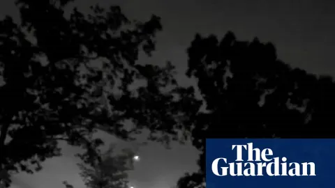 UFO Disclosure, White House Cage Fights, and the Fragile US-Iran Peace Dance