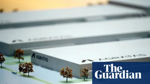 JLR Battery Crisis & Israeli Backlash: Toman Jumps 1.4% Amid Peace Deal Turmoil