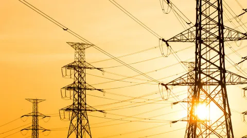 Global Markets Brace as South Korea Unveils Massive Renewable Energy Platform; Trump's Crypto Windfall Sparks Controversy