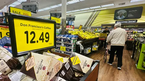 Iran War's Inflation Impact Looms Over U.S. Economy, IMF Warns
