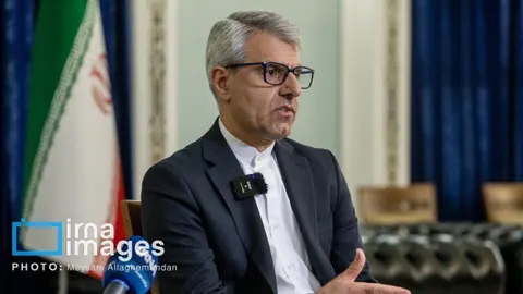 Iran Rejects US Negotiation Rumors as Apple Launches 'Trade Secret' Lawsuit Against OpenAI