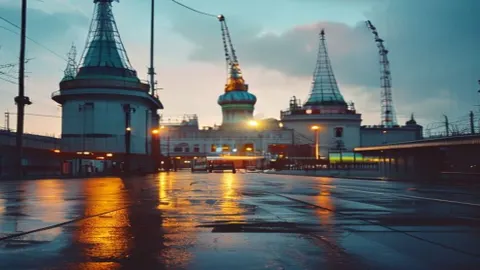 Europe's Ukraine Unity Sidelines Iran; Oil Surges on Hormuz Tensions, Toman Rises