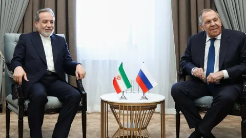 Caspian Tensions: Iran Warns Ukraine After Vessel Strike as Bitcoin Reclaims $65k