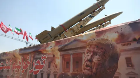 Trump Halts Iran Strikes for 'Rapid Deal' as Gold Slumps; Moscow Shaken by Bombing