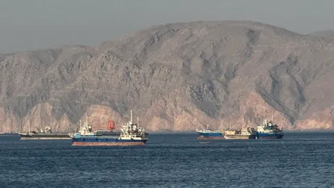 Oil Slumps as Qatar Teases US-Iran De-escalation; India Braces for Hormuz Shocks