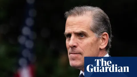 Toman Stabilizes as Global Uncertainty Lingers; Biden Laptop Probe Fallout